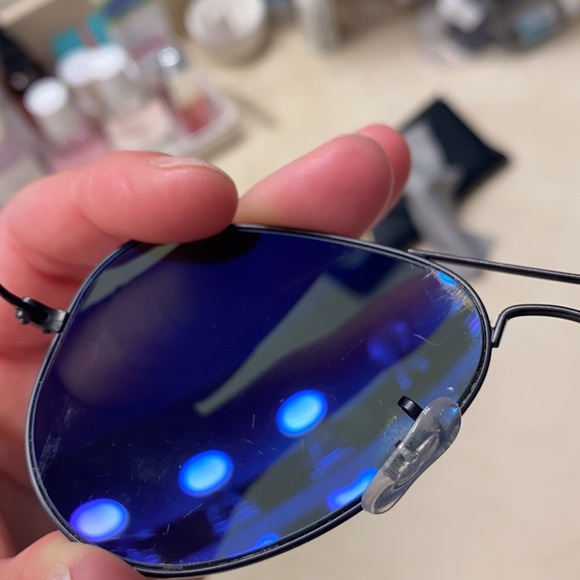 RayBan Black Aviators - Picture 6 of 7